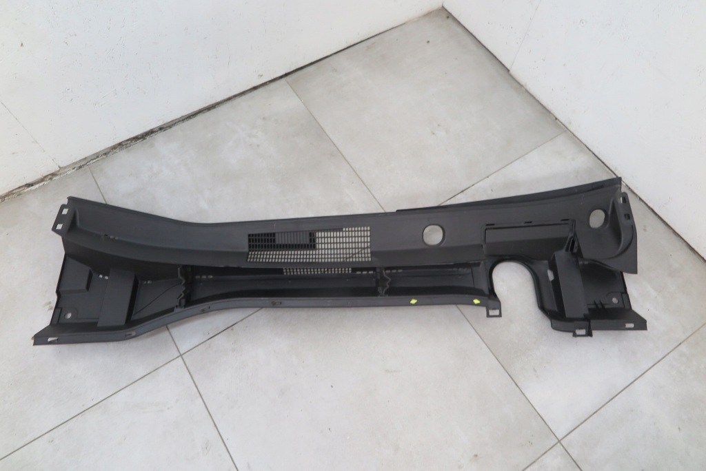 фото №1, Жабо пластиковый toyota corolla cross 55708-16170