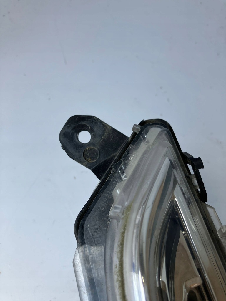 Led drl правый c4 picasso 2 9676036480 Недорого