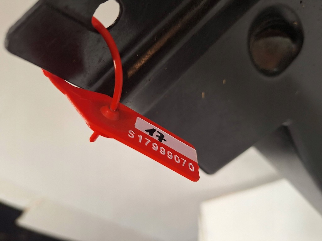 фото №7, Підкрилок перед праве 638442027r renault trafic iv vivaro b 21-