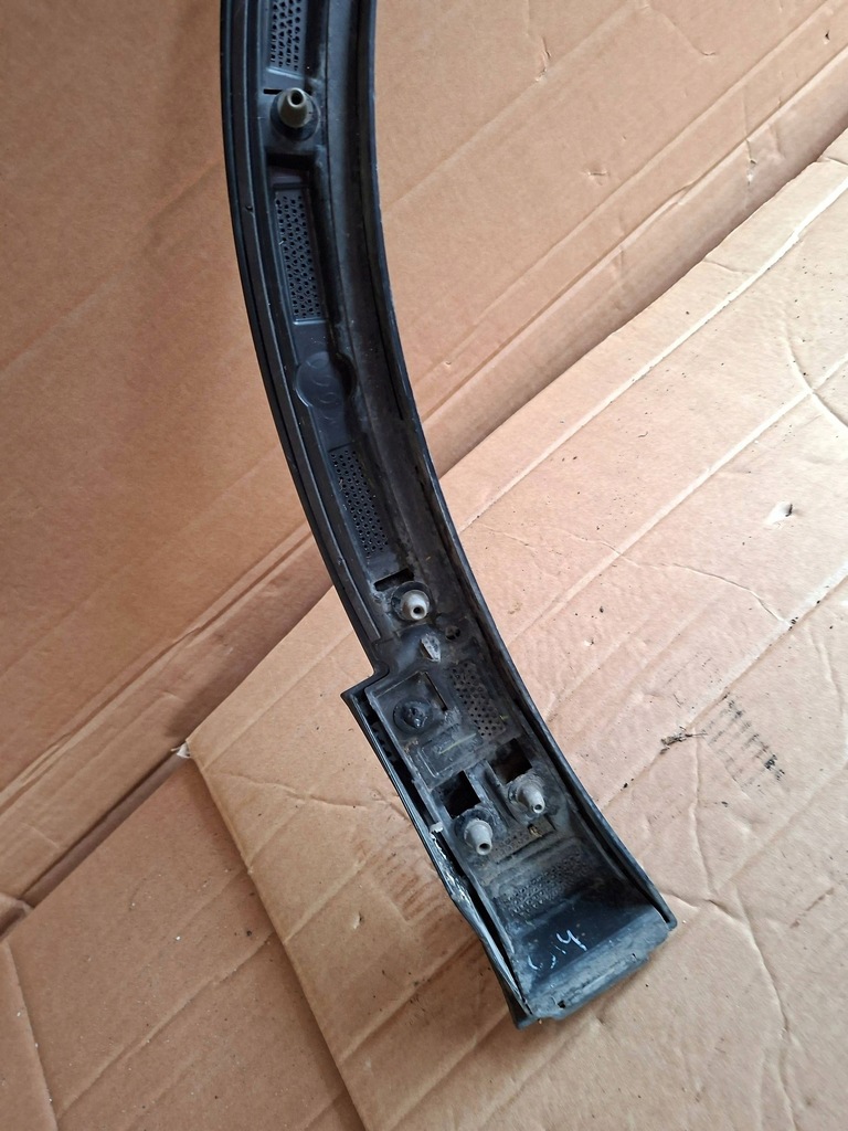 фото №12, Молдинг подкрылок передний audi q3 f3 83a853717