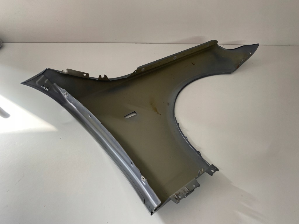 Bmw 5 e60 e61 крыло  левое  передний оригинальный aluminiowy с Разборки