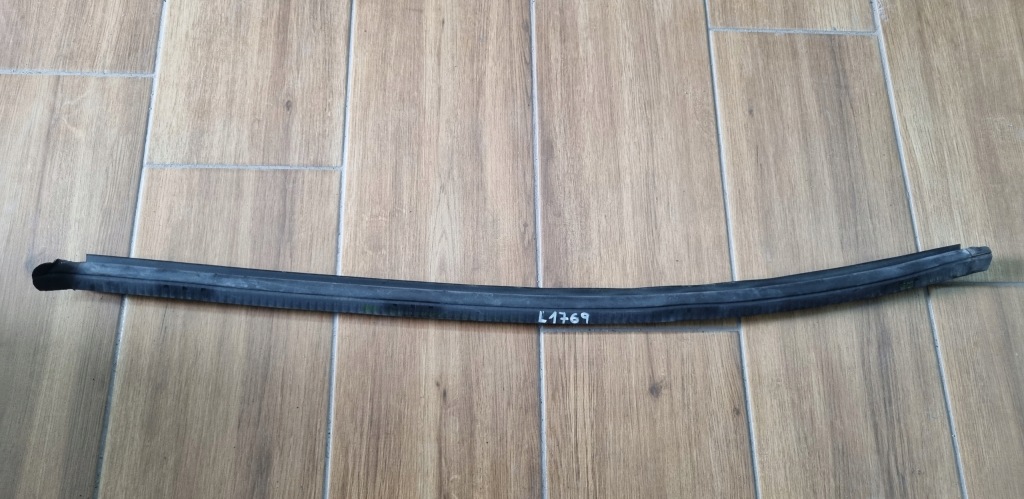 фото №1, Opel insignia a прокладка дверь передних правых 13228100