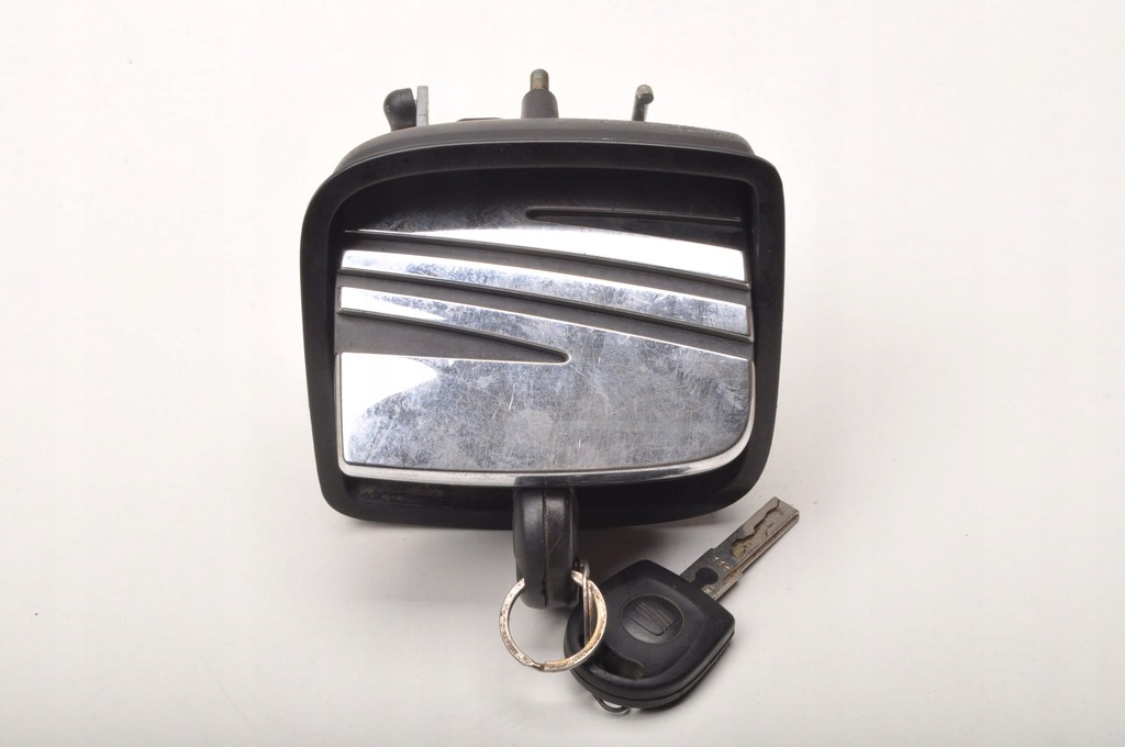 фото №1, Seat leon i ручка багажника ключи hb 5d