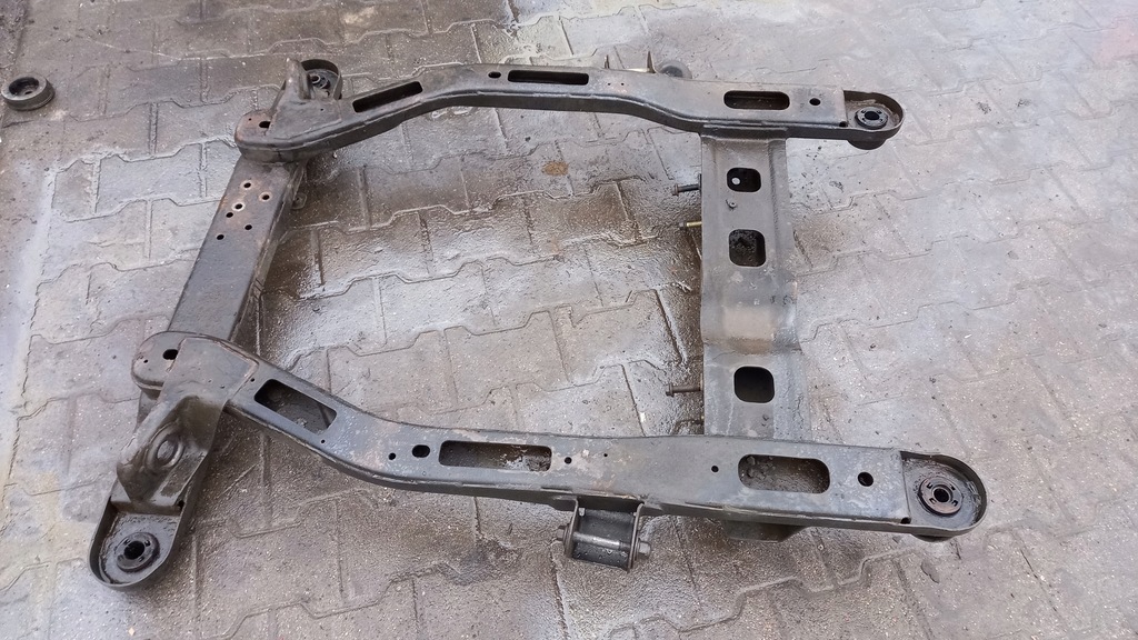 фото №6, Підрамник kia carnival 2.9td 02r