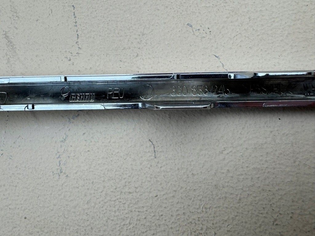 фото №12, Volkswagen passat b8 14r- молдинг хром спойлер бампера перед 3g0853245