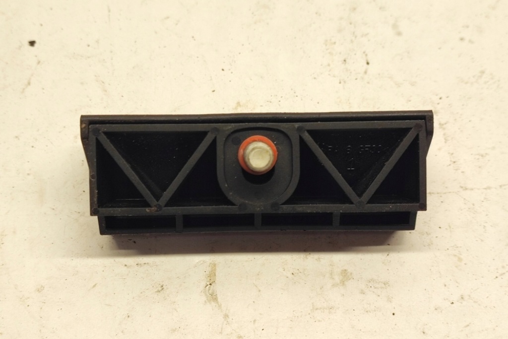 Держатель аккумулятор bmw 5 f10 7592923 2.0l дизель 135kw 2014 Цена