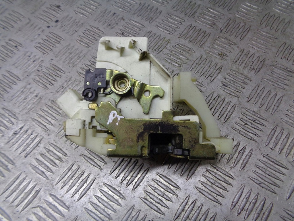 фото №1, Замок двері правий задня ford mondeo mk3 3pin