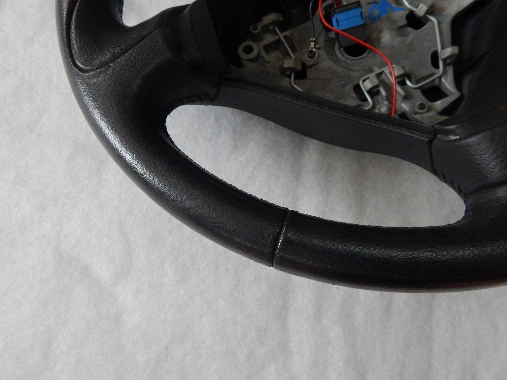 фото №9, Peugeot 407 - воздуховод кожа oryg ładna