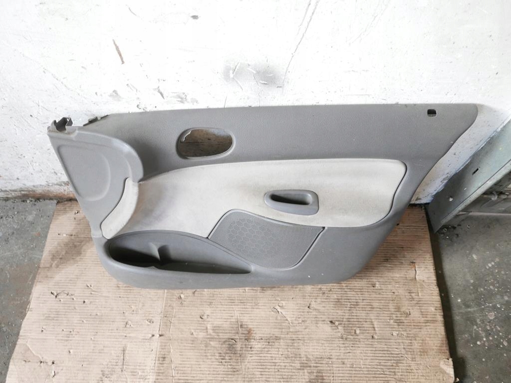 фото №3, Оббивка обшивка правий перед peugeot 206 phii 5d