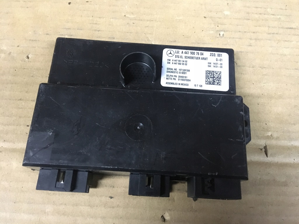 Купити Mercedes v 447 vito viano модуль 4479007604