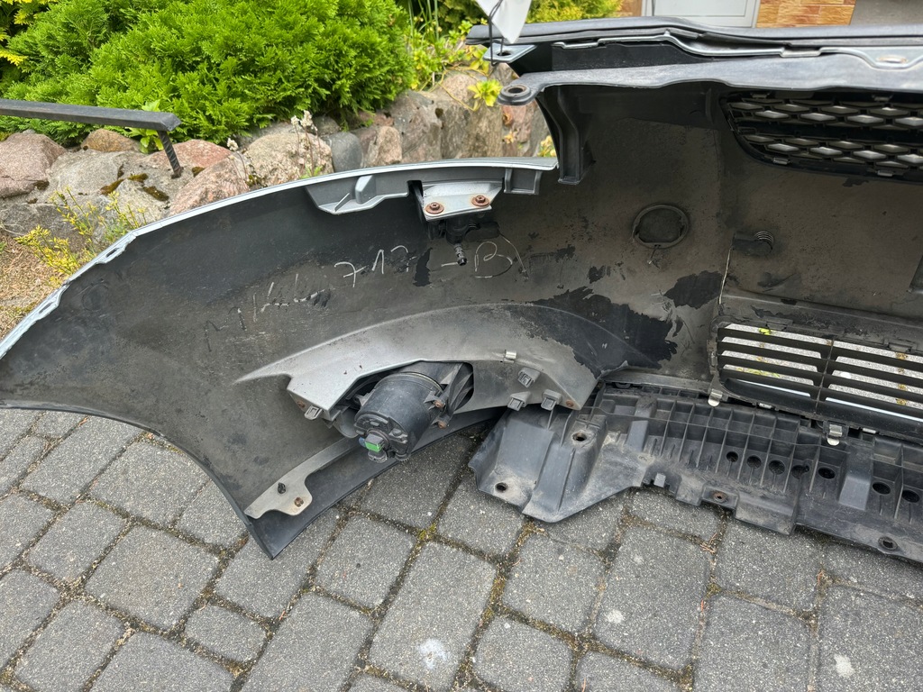 фото №7, Toyota auris i 06-09 бампер передний оригинал омыватель