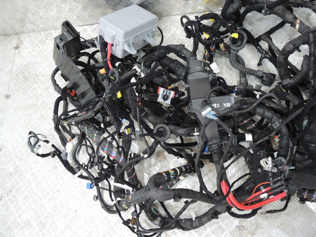 фото №4, Alfa romeo stelvio q4 электропроводка салона