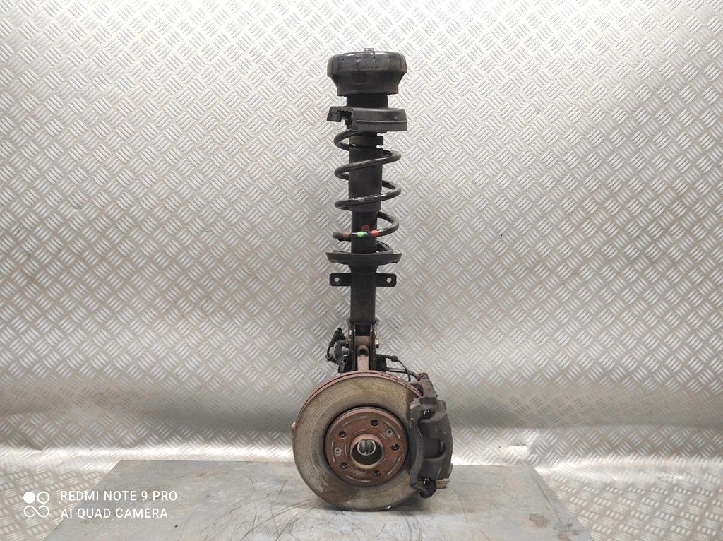 фото №1, Поворотный кулак правая амортизационная стойка talento trafic vivaro