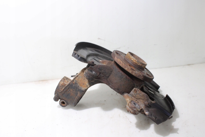 фото №1, Поворотный кулак ступица левый перед volvo v70 iii 2.4d