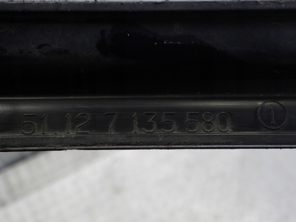 фото №10, Молдинг бампера задня bmw 7 e65 7135580