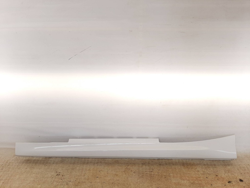 фото №1, Молдинг порог левая bmw 2 f22 m-pakiet 300