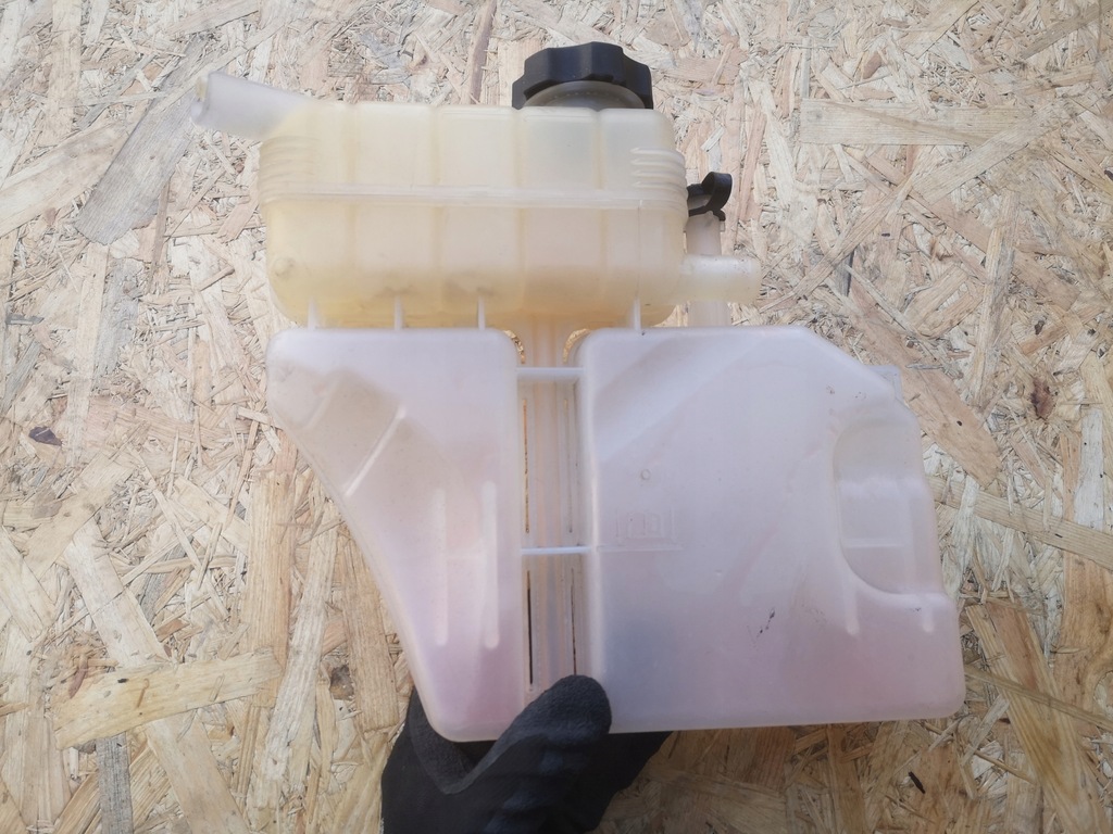 фото №5, Chevrolet camaro бачок розширювальний