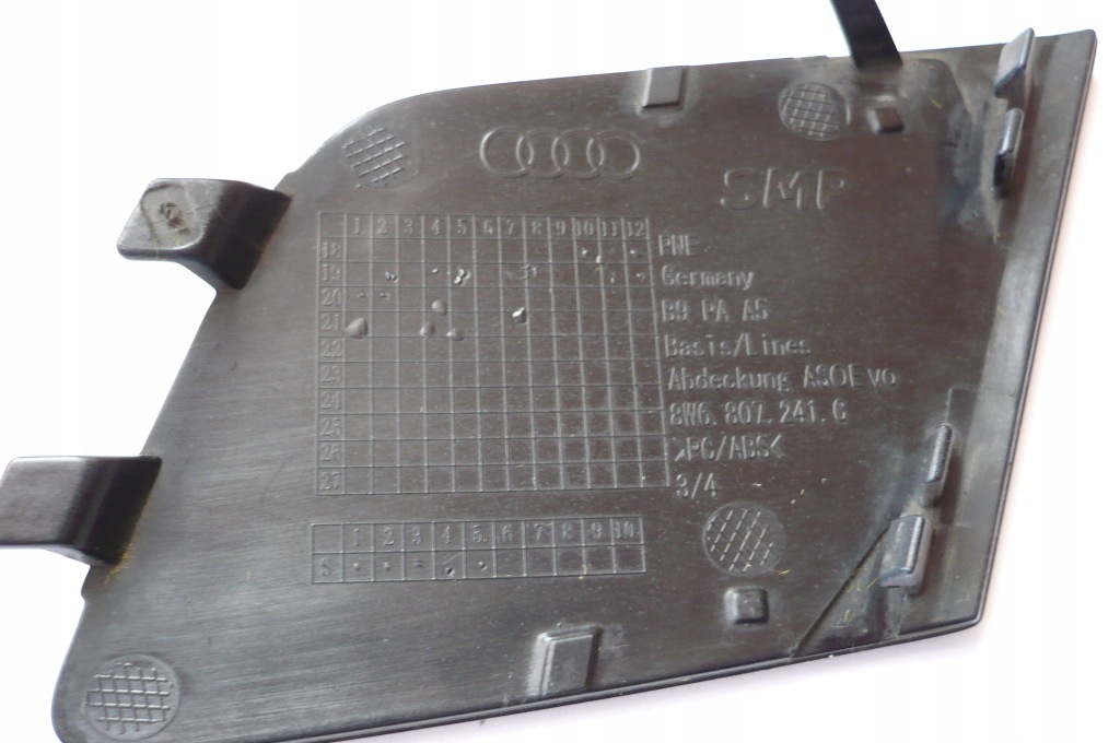 Audi a5 b9 рестайлинг  2019- заглушка фаркоп бампер перед Киев