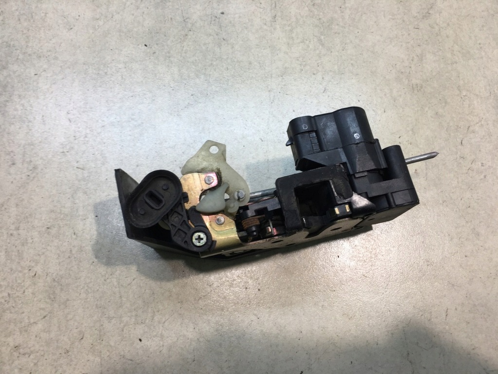 фото №3, Замок дверь правый задняя alfa romeo 156