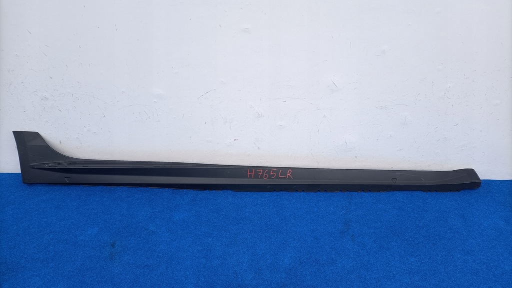 фото №1, Audi a4 b9 8w9 allroad правый порог молдинг порог 8w9853856e h765lr