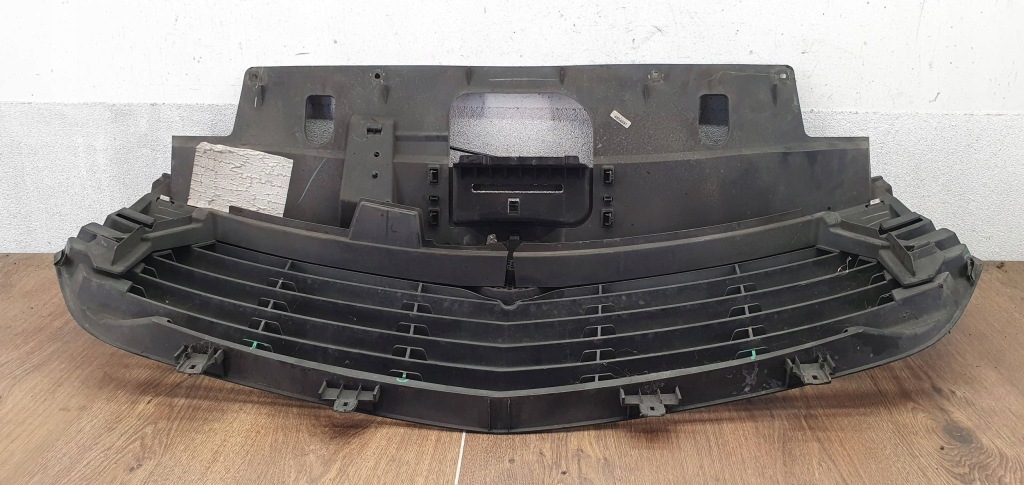 Opel vivaro b 93868859 решітка радіатора решітка радіатора передній передня Оригінал
