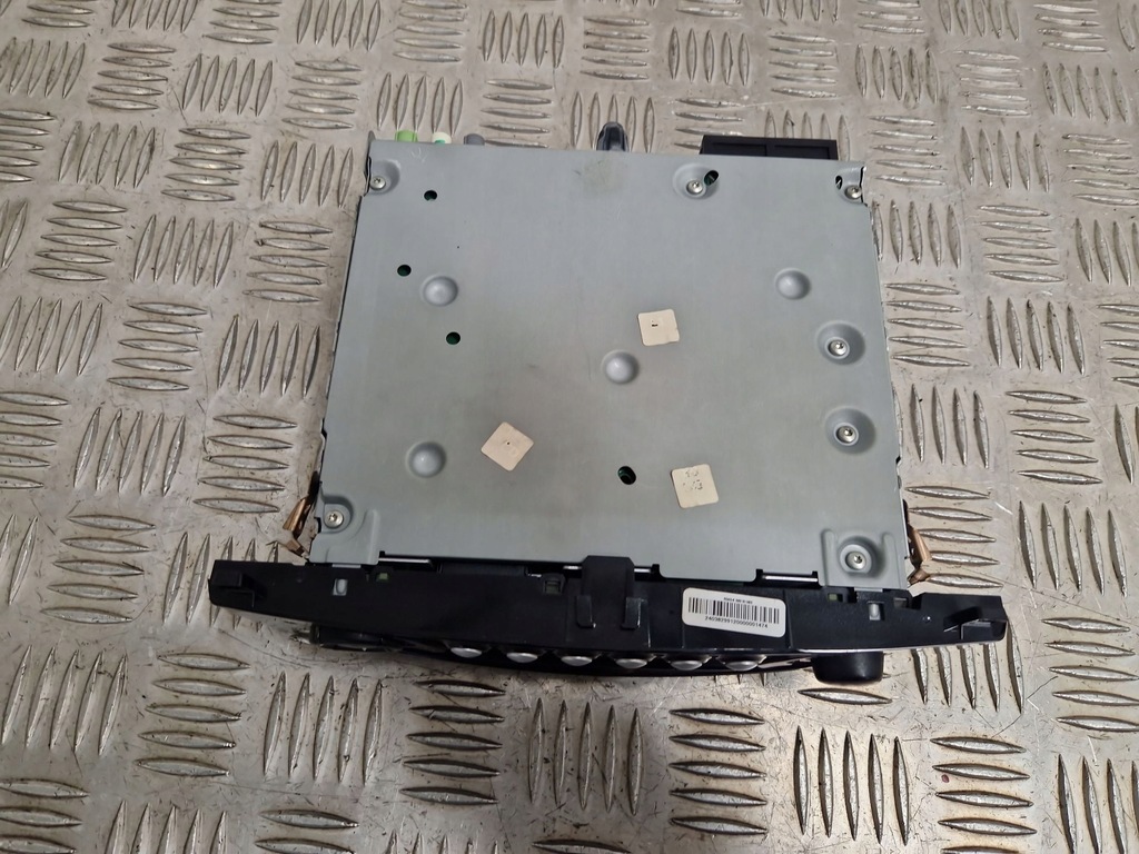 фото №8, Peugeot rcz 2013 панель / радиопроигрыватель cd/dvd/gps