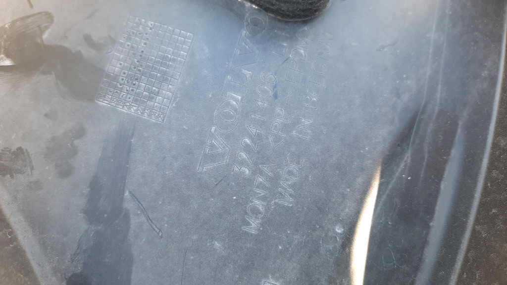 фото №15, Підкрилок перед передні ліва оригінальний номер 32241406 volvo xc40 18-