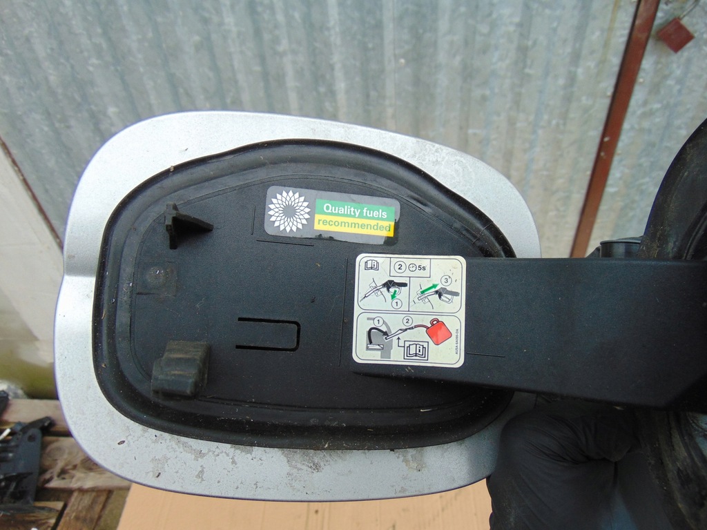 фото №4, Ford mondeo mk5 крышка заливной топлива