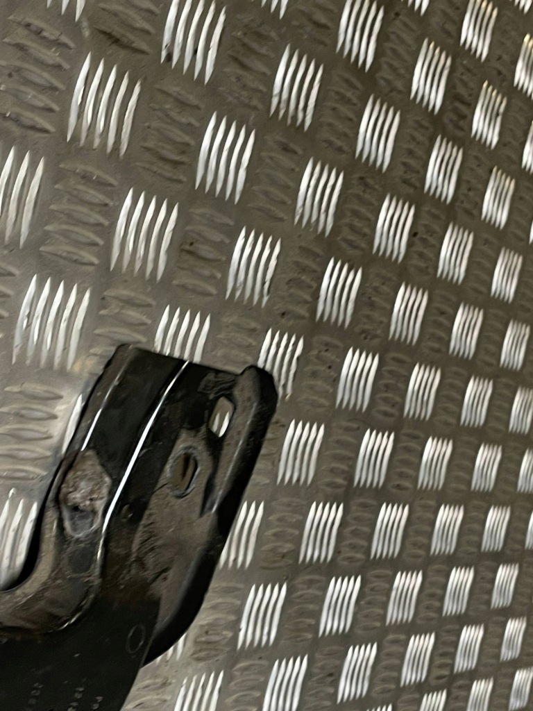 фото №11, Mini cooper countryman r60 2012 панель крепления радиатора / góra