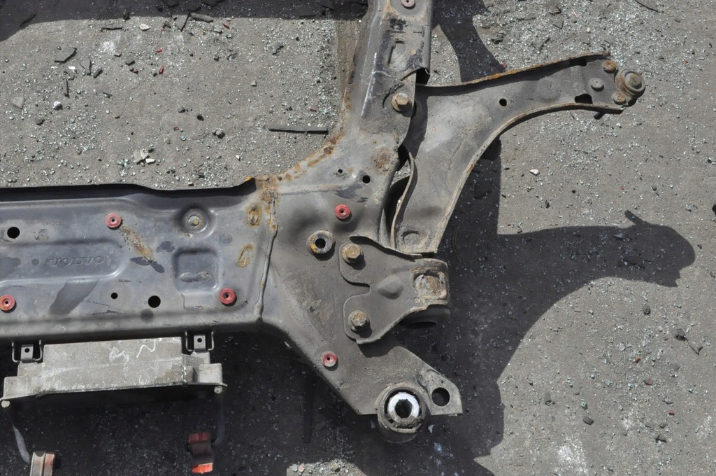 фото №9, Volvo s60 ii v60 підрамник підвіска 31406807 підрамник