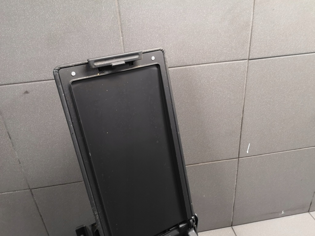 фото №8, Подлокотник сиденье задняя audi a8 d3 4e0886805c