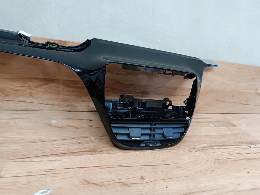 фото №10, Peugeot 208 lift 2015-2018 панель приладів приладова консоль молдинг панель