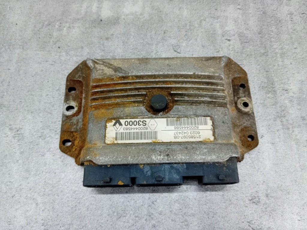Купить Бортовой компьютер, блок управления renault espace iv 8200444586 21585097-0b 2.0 16v bosch