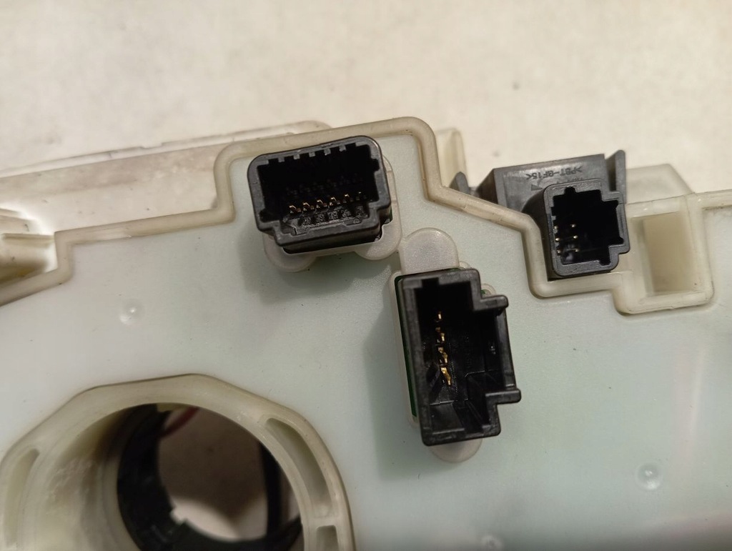 фото №11, Подрулевой переключатель переключатель комбинированный opel movano b lift 2.3cdti 255529492r