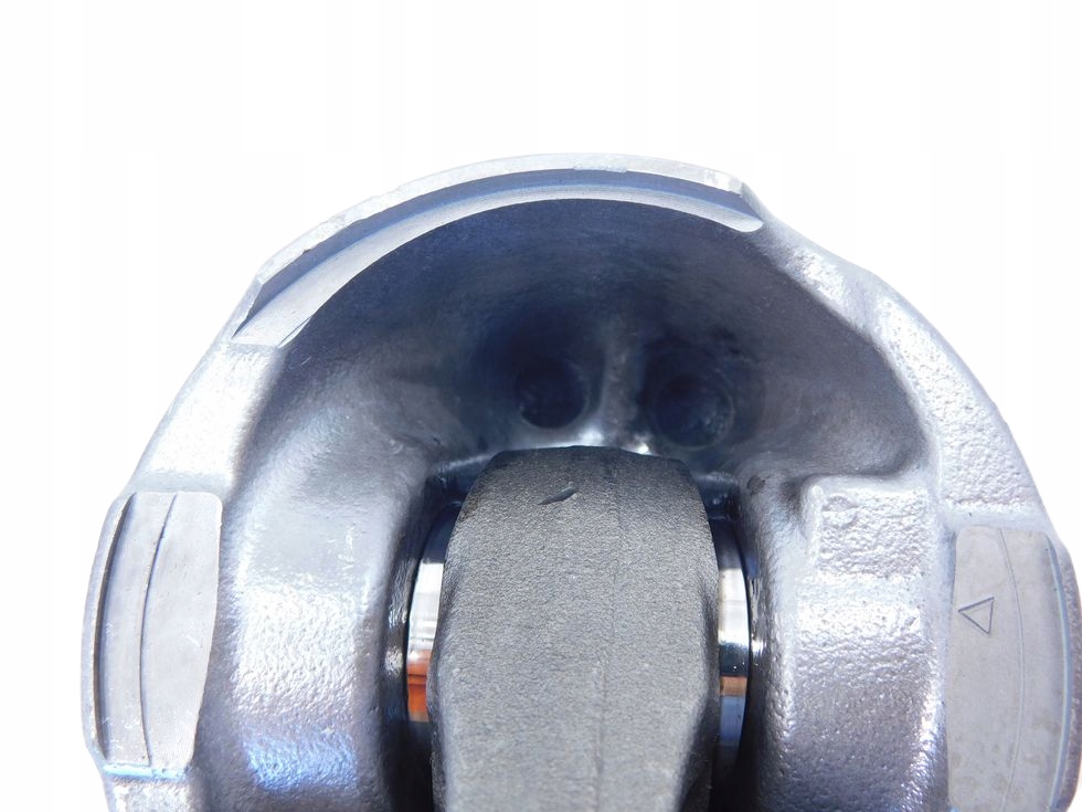 фото №13, 4x поршень с шатун 2.0 tdci hdi euro4 ford peugeot volvo citroen 5008 508