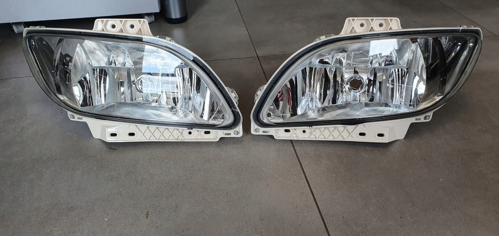 фото №3, Протитуманні фари daf xf 106 комплект