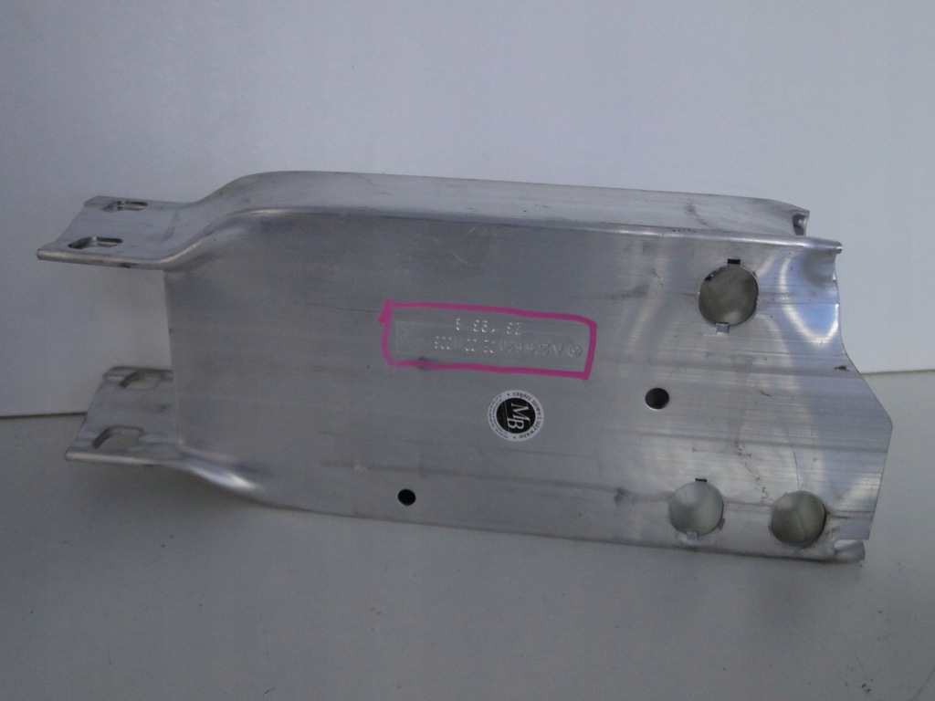 фото №16, Do mercedes w206 c klasa оригинальная зона деформации правая a2066200200