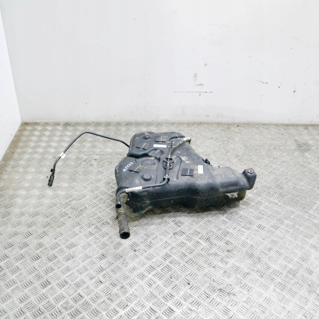 фото №2, Land rover discovery sport 2016 бак жидкость adblue