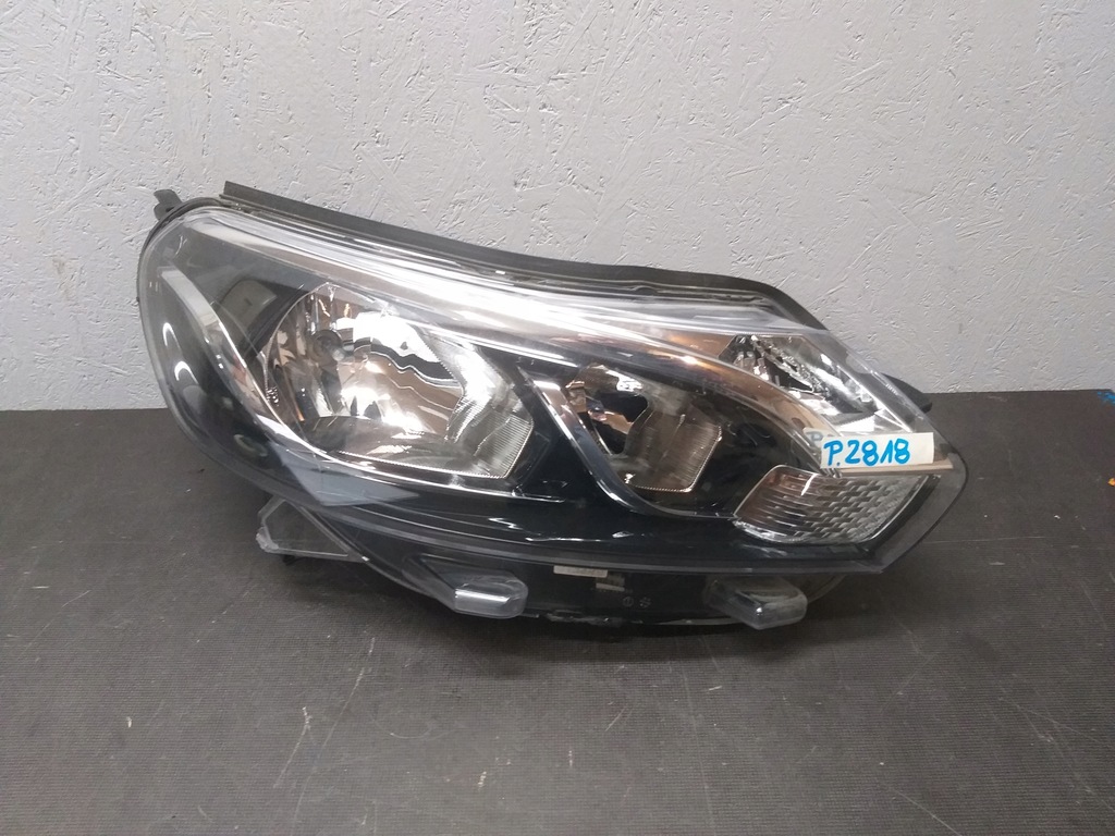 фото №1, Лампа перед права toyota proace 16- 9808581180-00