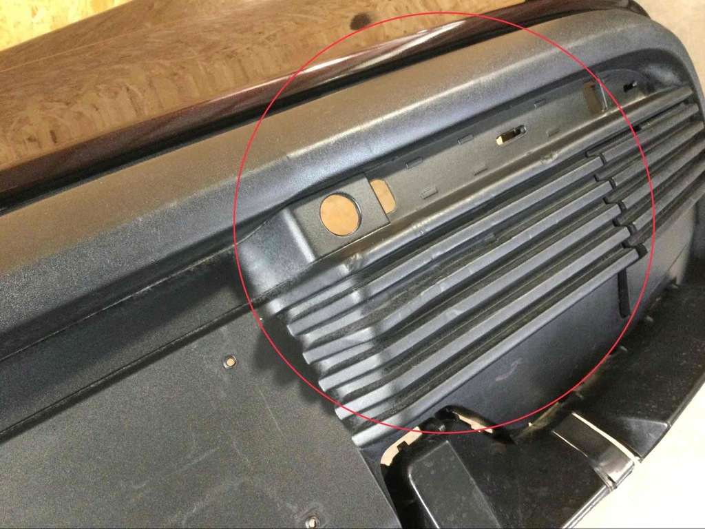 фото №11, Бампер задняя задний porsche taycan 9j1807984a 9j0807983m 9j1807421