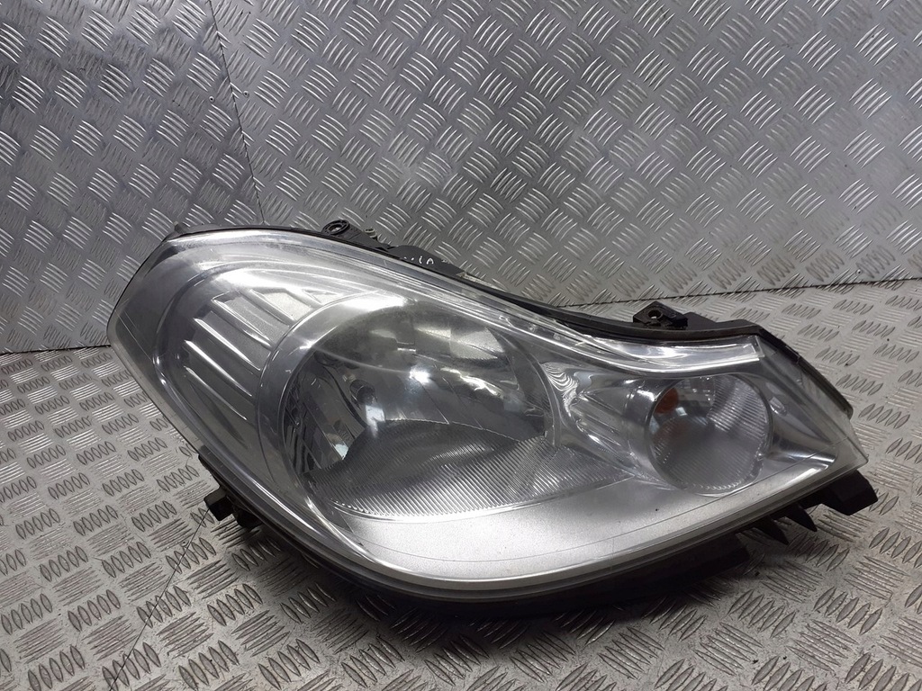 фото №7, Лампа правая передняя renault thalia ii 1.4 820070030