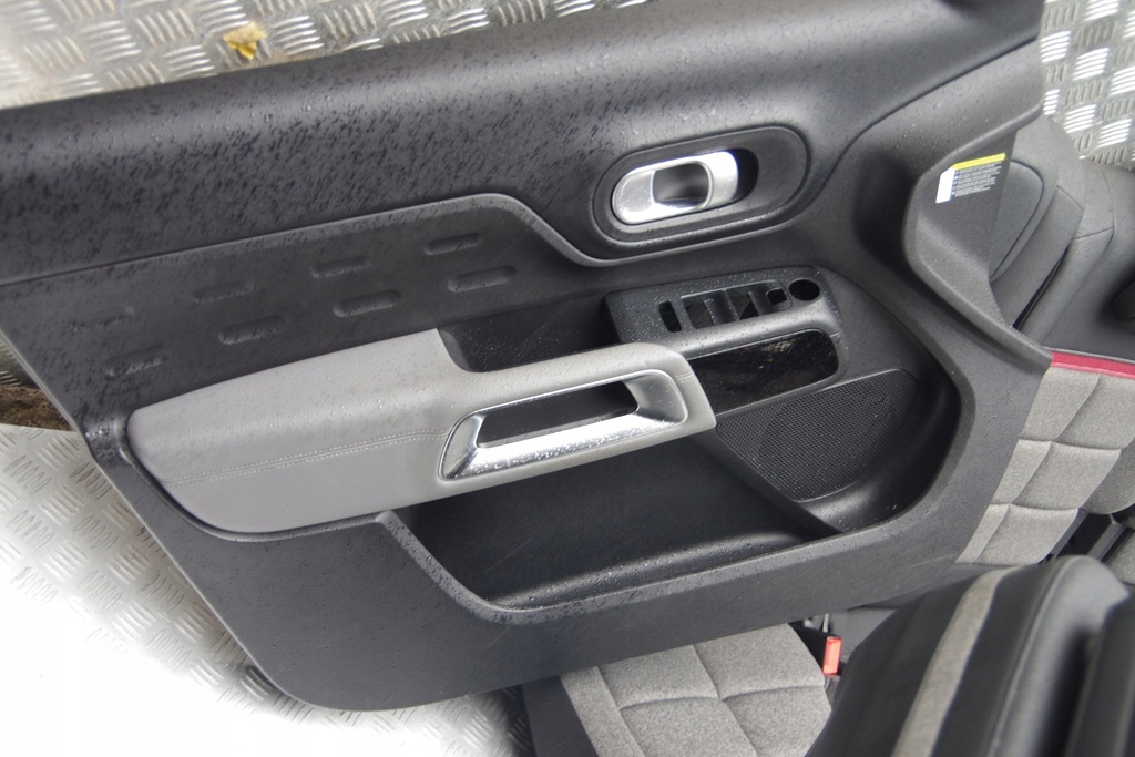 фото №9, Kompletny набор сидений + обшивки дверь с citroën c5 aircross сиденья