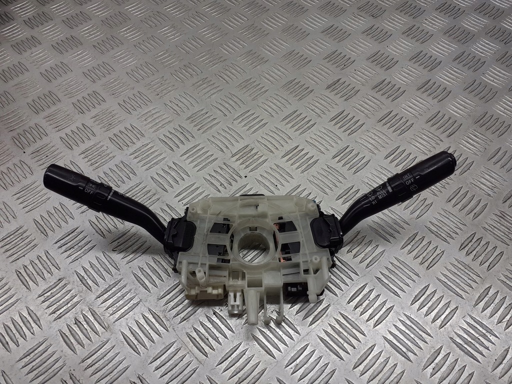 фото №1, Подрулевой переключатель света subaru forester 83111sa140