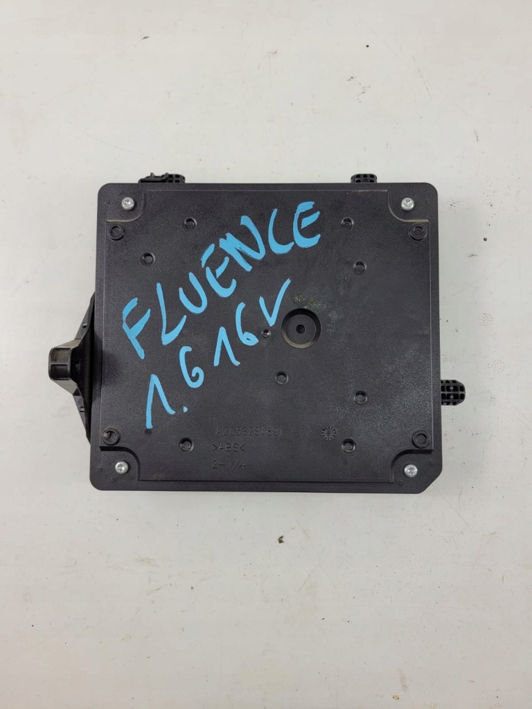фото №2, Renault fluence модуль bcm