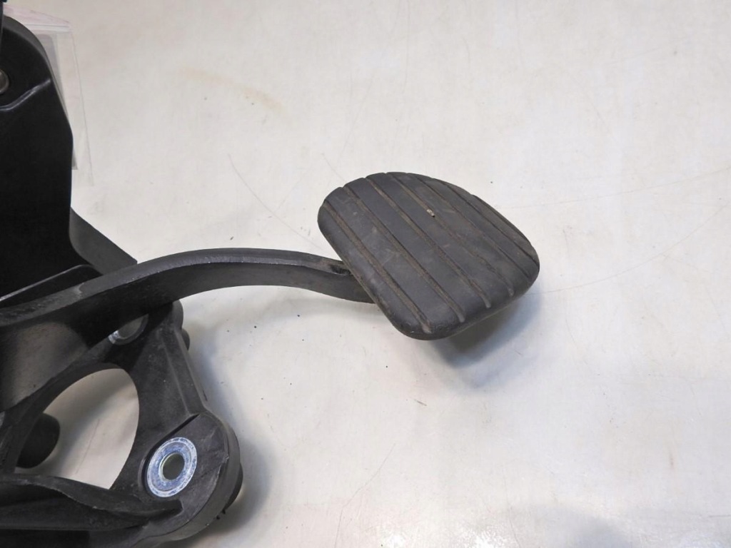 фото №5, Педаль гальма renault laguna iii 2.0 dci 09255110