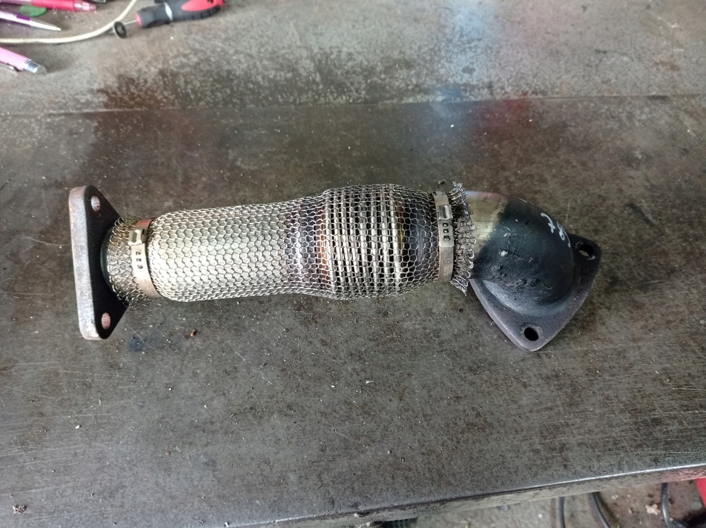 фото №1, Audi vw 2.5 tdi - труба колектор ліва 059131789g