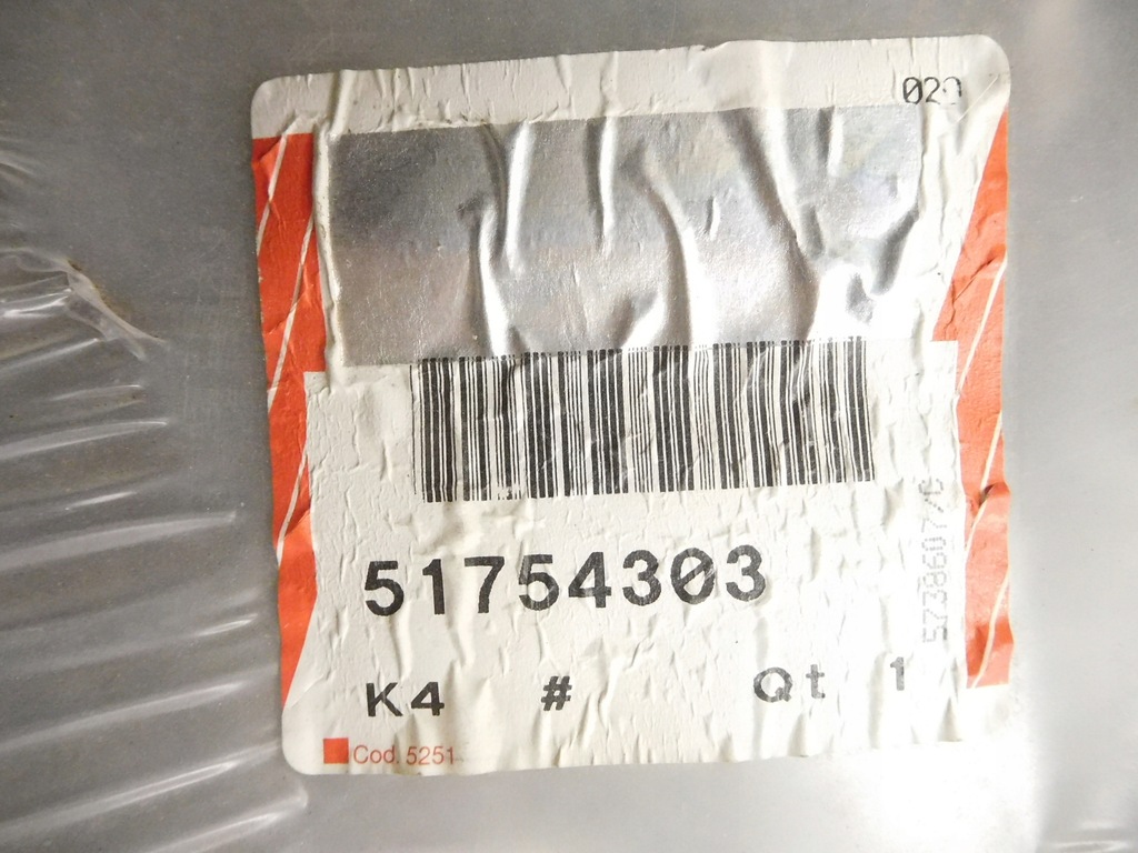 фото №11, Стекло дверь левый задняя lancia musa mk2 51754303