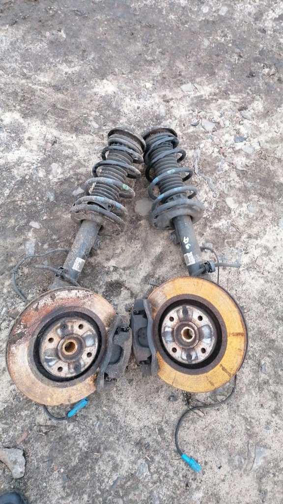 фото №1, Амортизационная стойка поворотный кулак правый перед citroen ds3 1.6thp