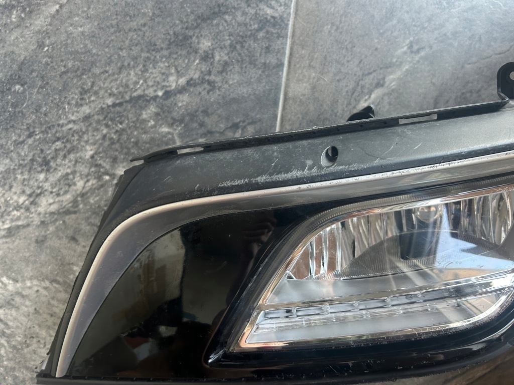 фото №3, Kia niro i противотуманная фара правый drl рамка