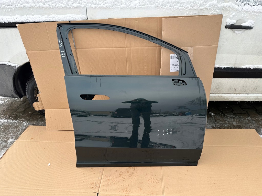 Купити Mercedes eqe 294 suv двері передні праве оригінальні